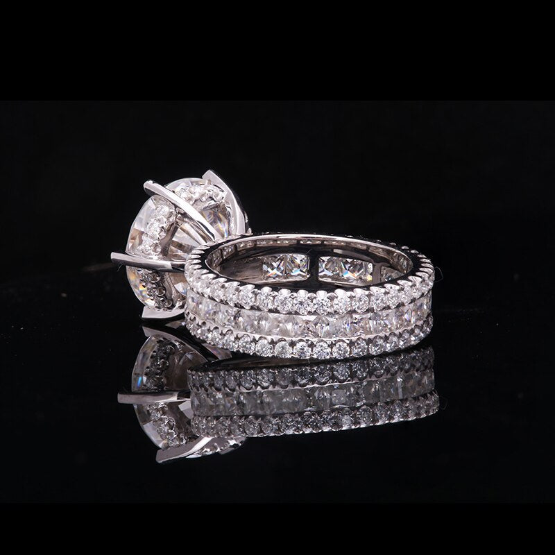 Luxury Ring 18K White Gold 5.0carat 11mm round brilliant moissanite diamond.